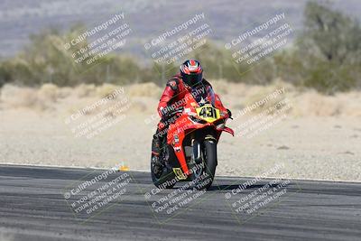 media/Dec-07-2025-CVMA (Sun) [[3e7d2de5dc]]/Race 10-Formula 40 Open/